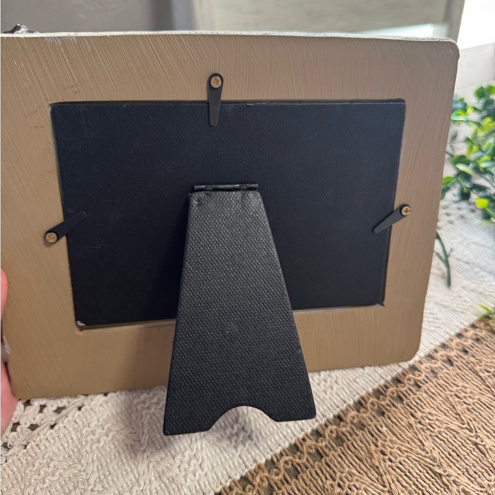 Picture frame - Picture 3 of 3